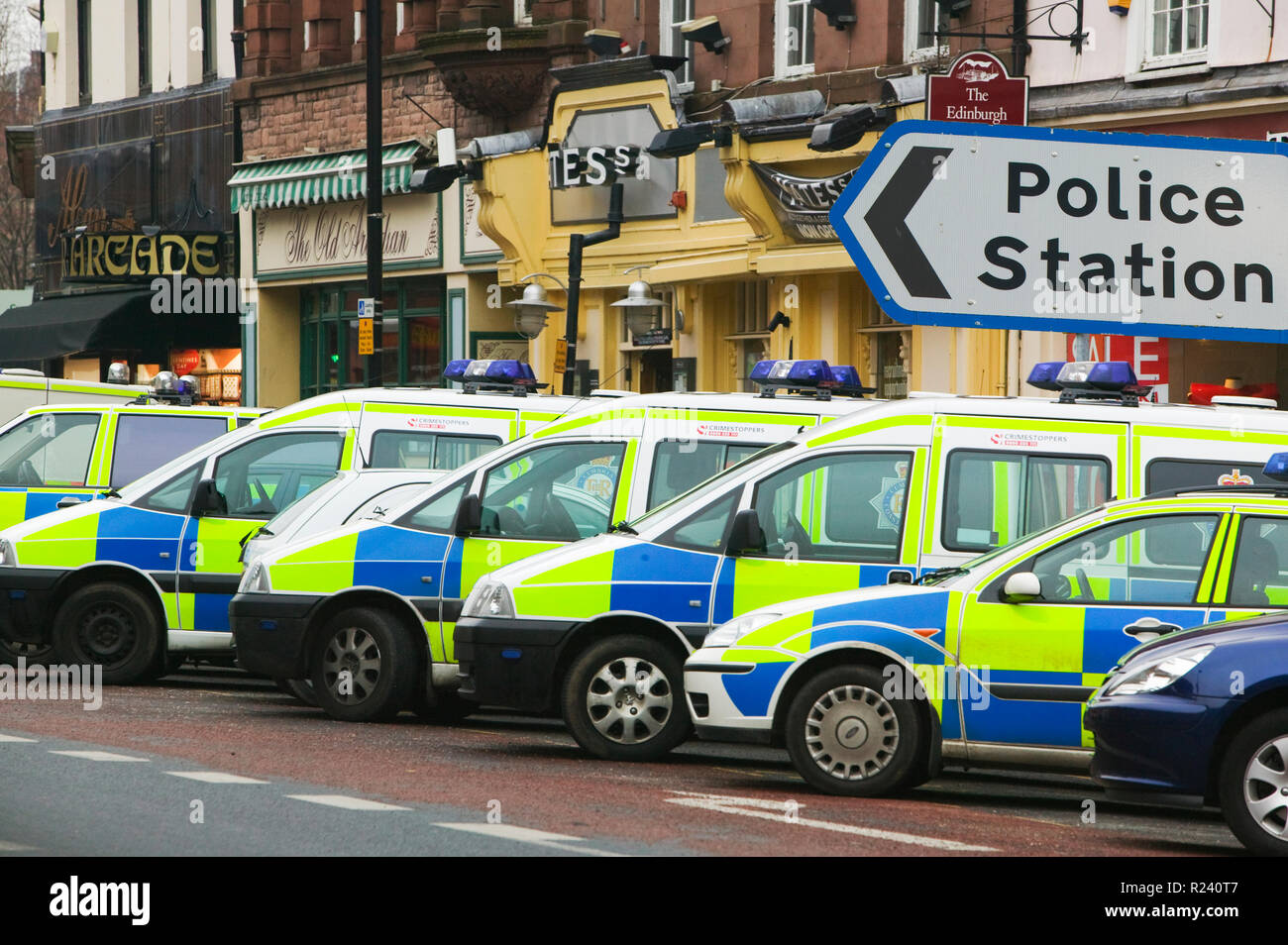 Parked police cars station hi-res stock photography and images - Alamy