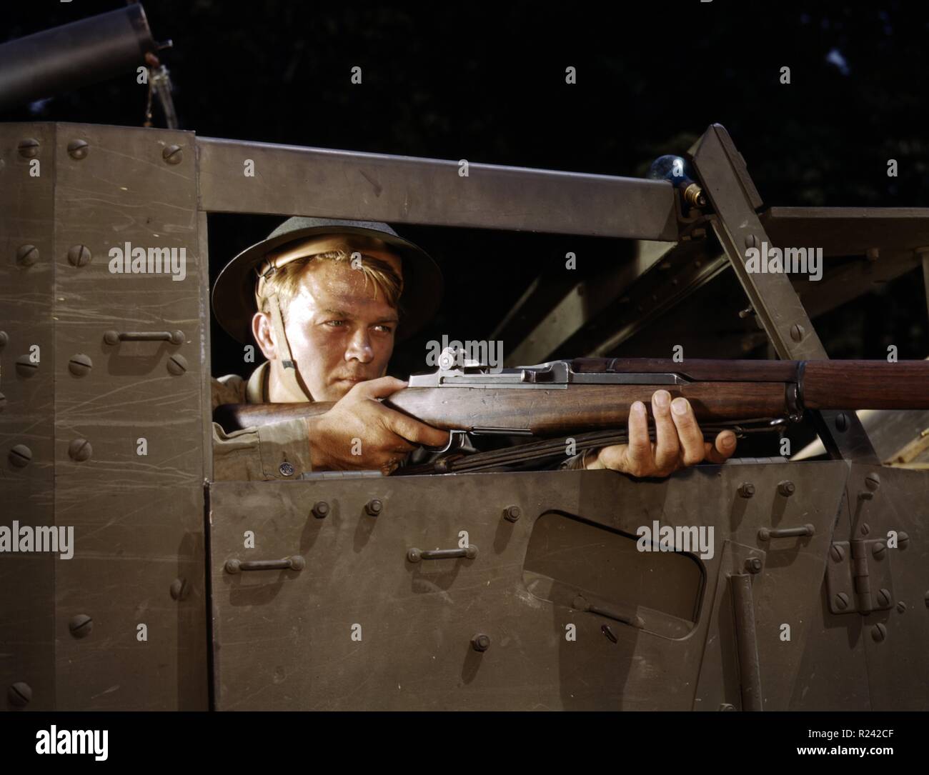 Colour photograph of an infantryman with a Garand rifle, Fort Knox