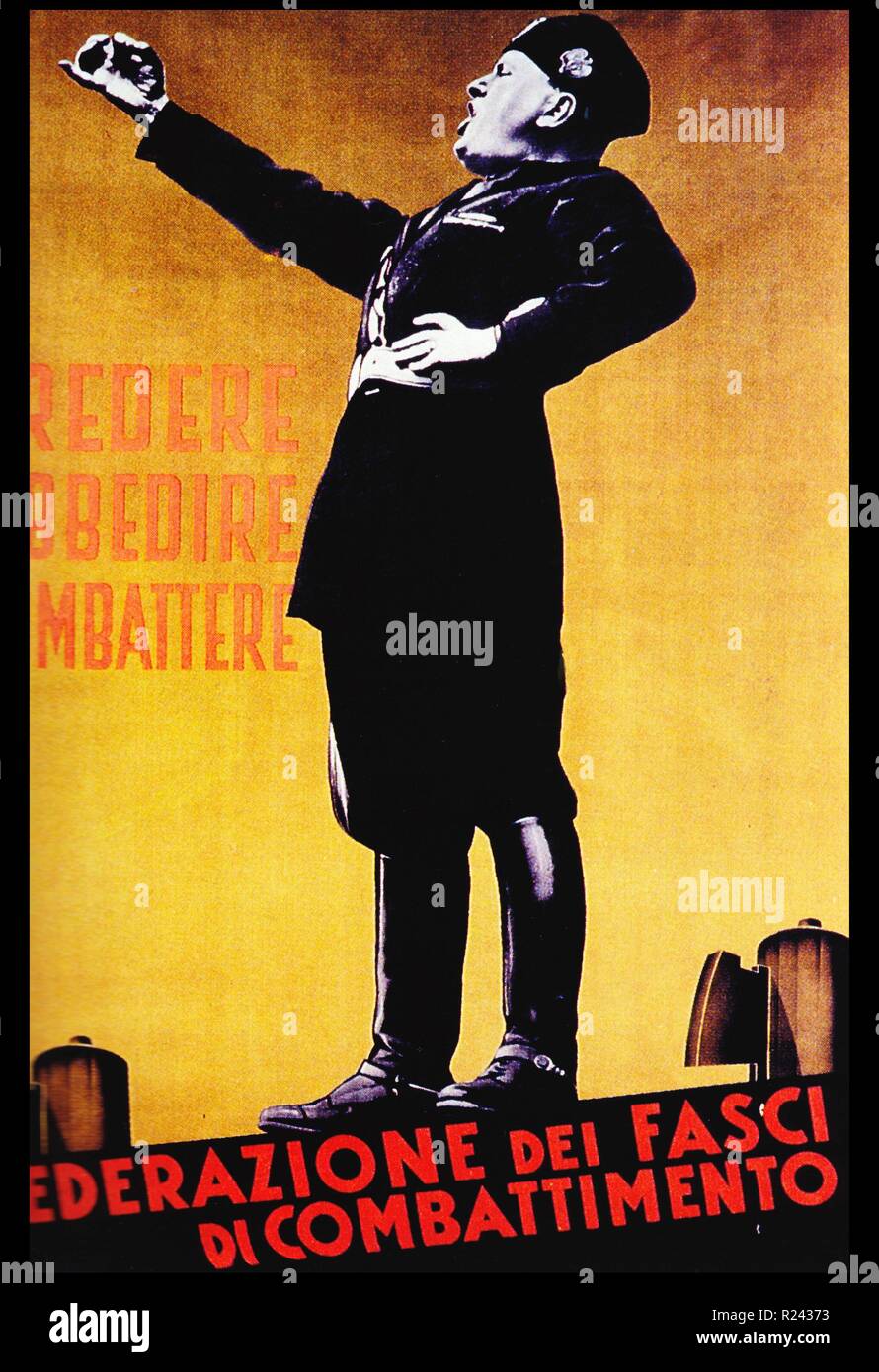 Italian Fascist propaganda poster depicting Mussolini 1935 Stock Photo