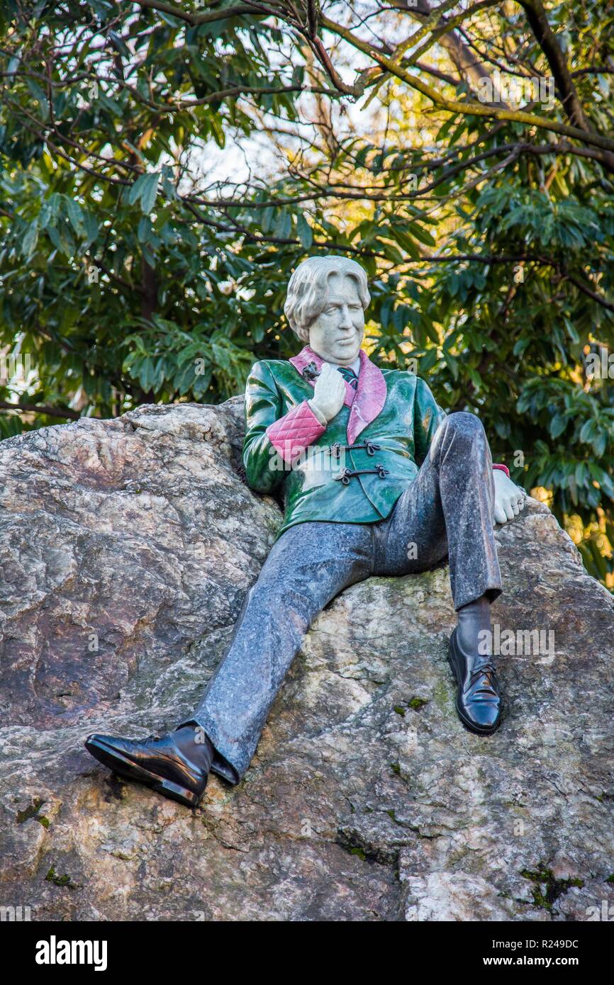 The Oscar Wilde Memorial, Dublin, Republic of Ireland, Europe Stock Photo