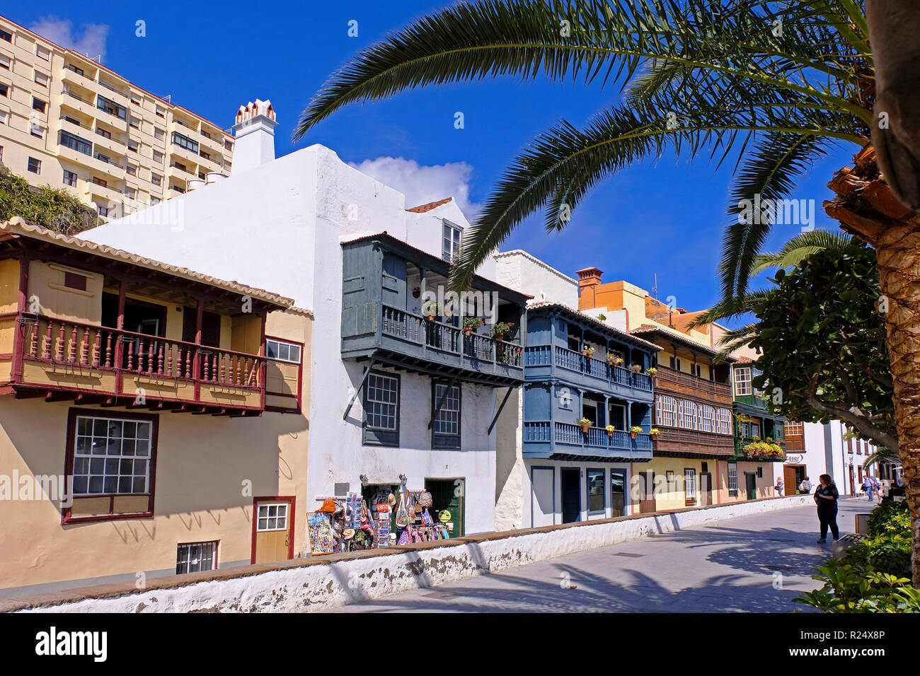 Avenida maritima hi-res stock photography and images - Alamy