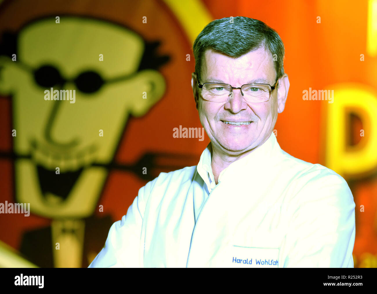 Stuttgart, Germany. 15th Nov, 2018. Top chef Harald Wohlfahrt is standing in front of the venue at the opening of the new season of the Palazzo Gastro Show. Credit: Bernd Weißbrod/dpa/Alamy Live News Stock Photo