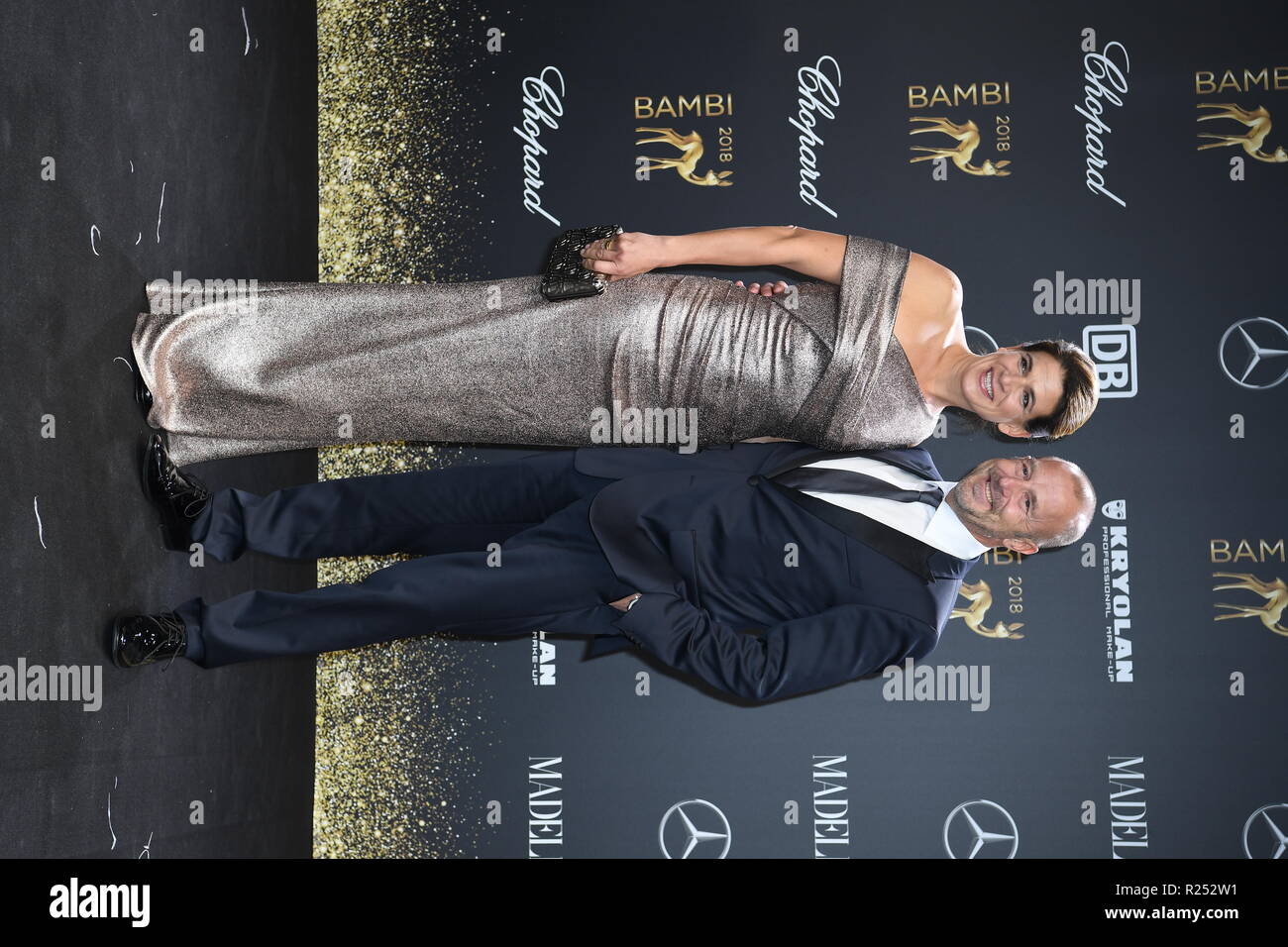 Berlin, Germany. 16th Nov, 2018. Heino Ferch and his wife Marie-Jeanette Ferch come to the Stage Theater for the 70th Bambi Media Award. Credit: Britta Pedersen/dpa-Zentralbild/dpa/Alamy Live News Stock Photo