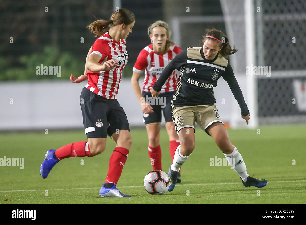 Soccerdonna on X: .@AjaxVrouwen win their 5️⃣th KNVB Beker Cup by beating  @PSV_Vrouwen with 2:1. ⚪️🔴 Ajax's men's team lost to PSV men's in  yesterday's cup final, so it's a successful revenge.