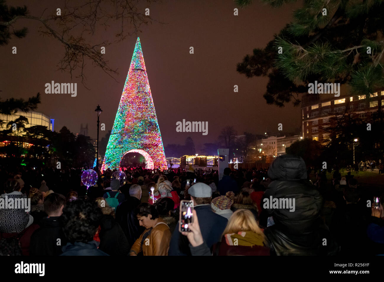 Bournemouth, UK. 16th November 2018. Thousands of people flock to see