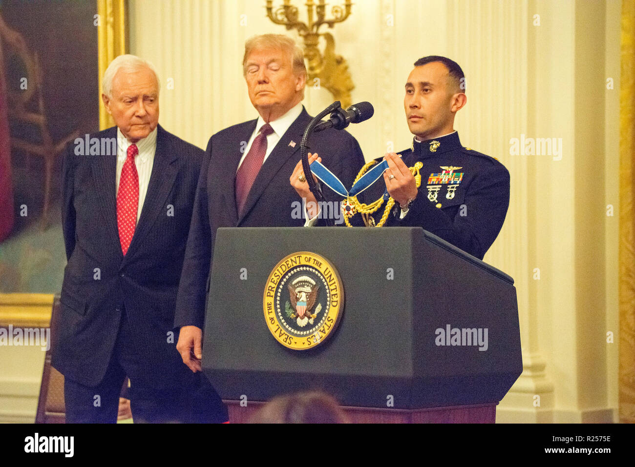 Washington, DC November 16 ,2018: President Donald J Trump presents the Medal of Freedom, the highest civilian award presented by the White House in a ceremony in the East Room of the White House  to Sen Orrin Hatch. Patsy Lynch/Alamy Stock Photo