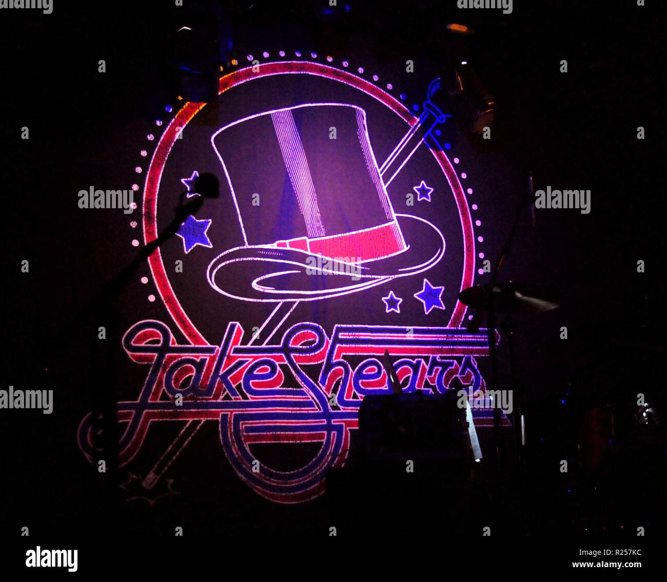 LOS ANGELES, CA NOVEMBER 15 A general view of atmosphere at Singer