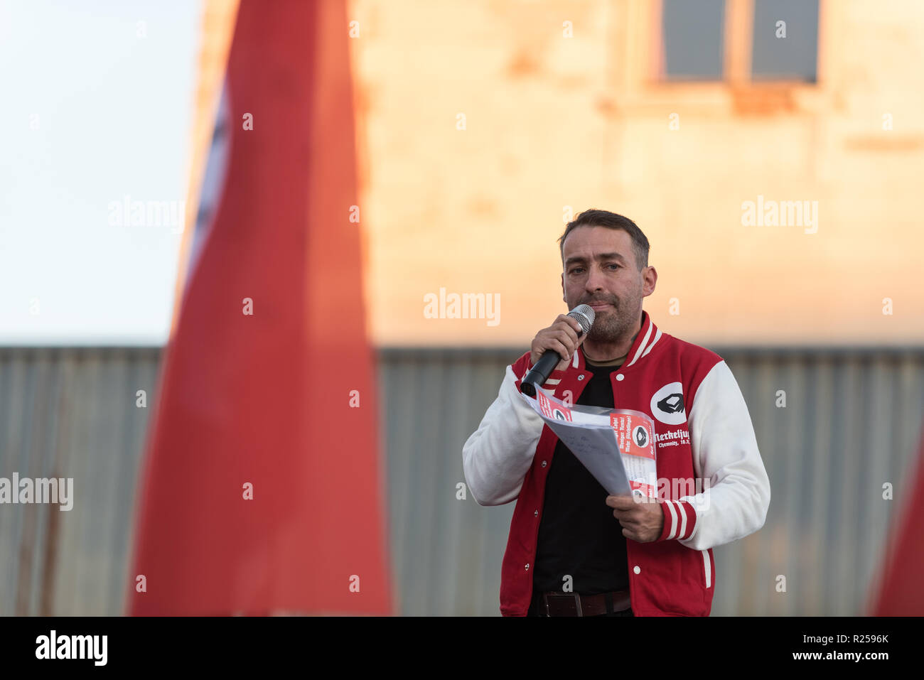 The right-wing extremist Sven Liebich seen speaking during the right-wing protest. Right-wing protests against Merkel's visit to Chemnitz, Deutschland. The Chancellor visited the city and talked to the citizens in a citizens' forum after protests and riots broke out in August after a violent death of a 35-year-old man from Chemnitz. Stock Photo