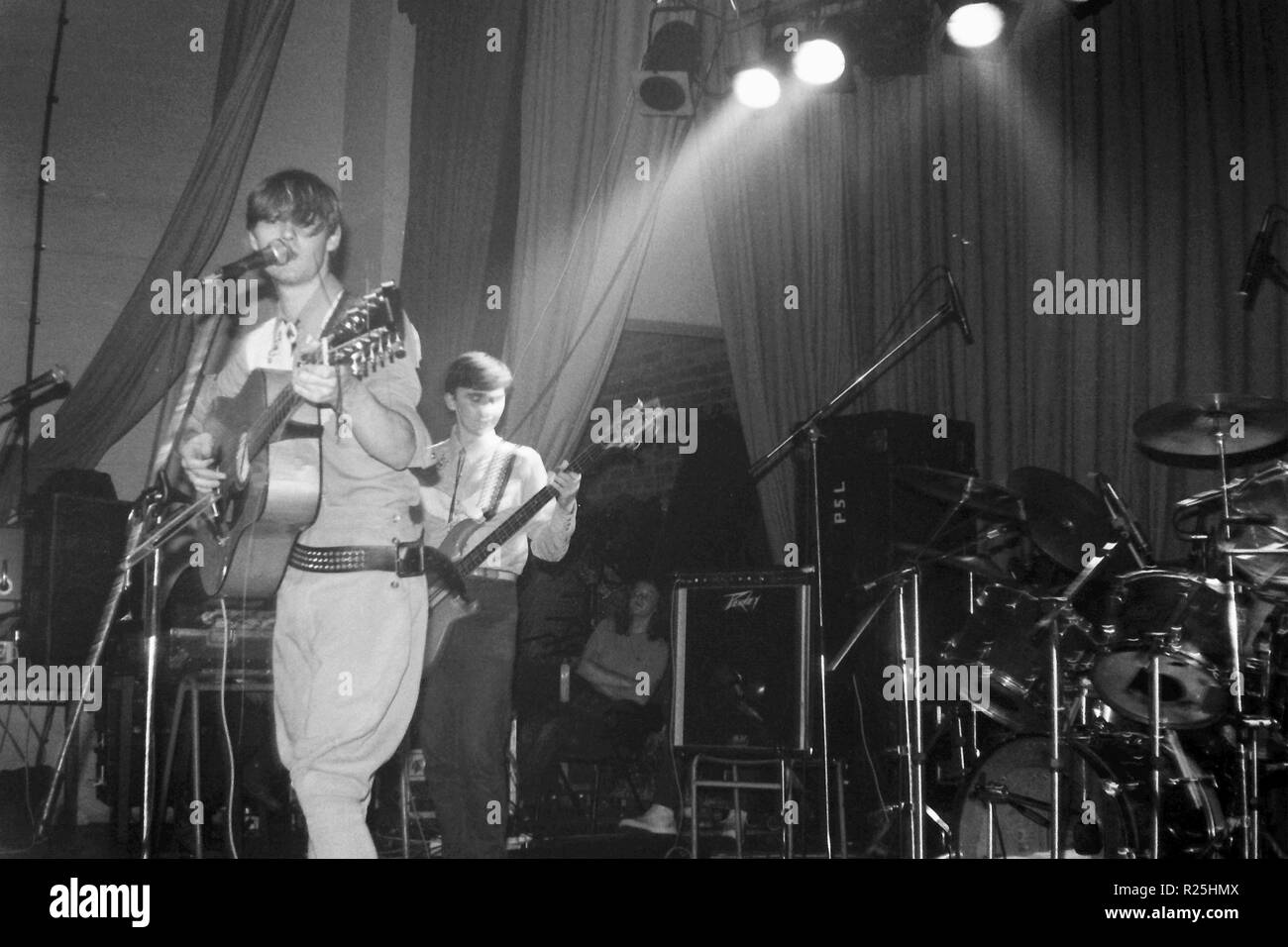 Aztec Camera Live at James Byrom Hall Liverpool circa 1983. Stock Photo