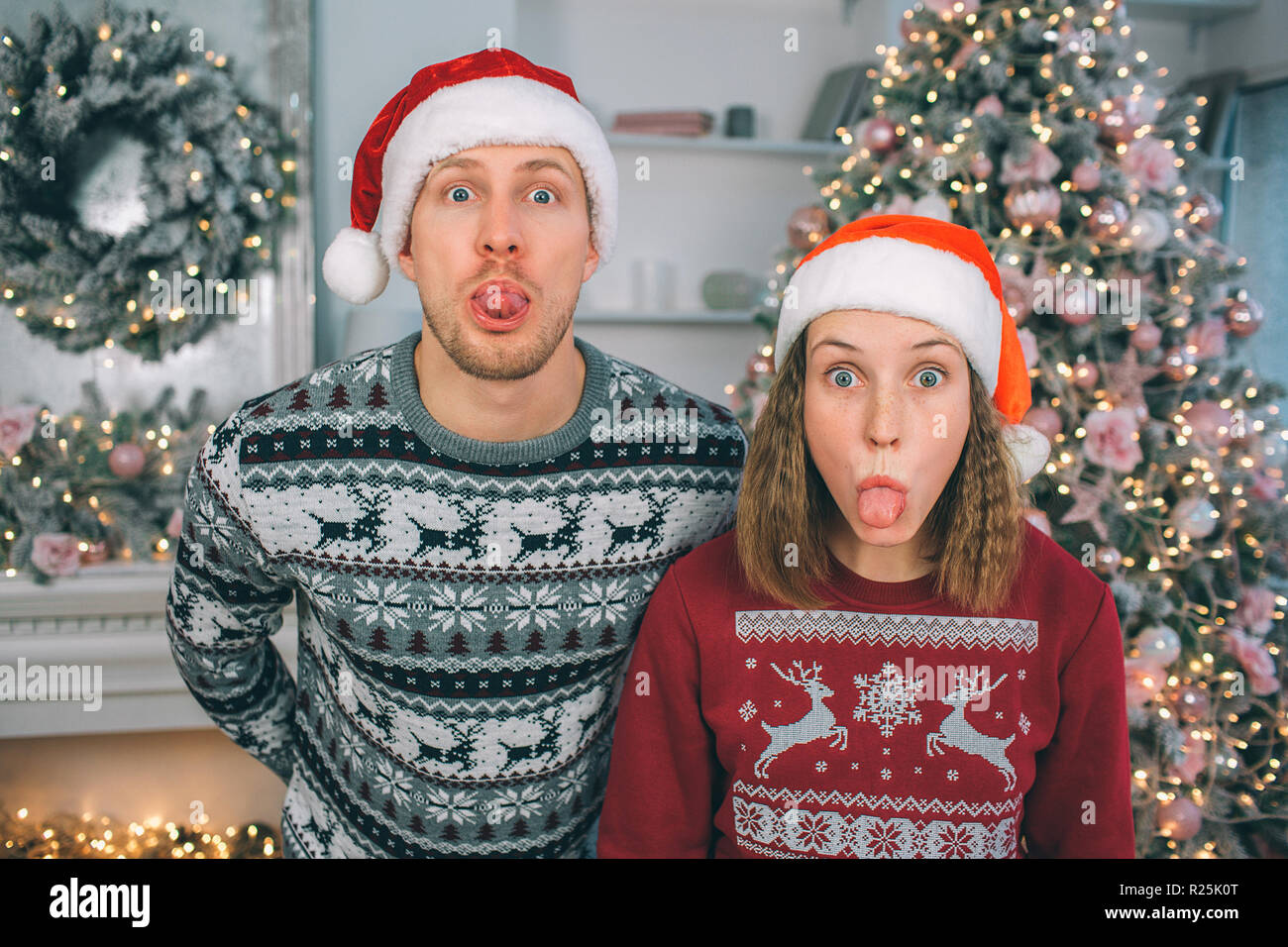 why do we wear christmas hats