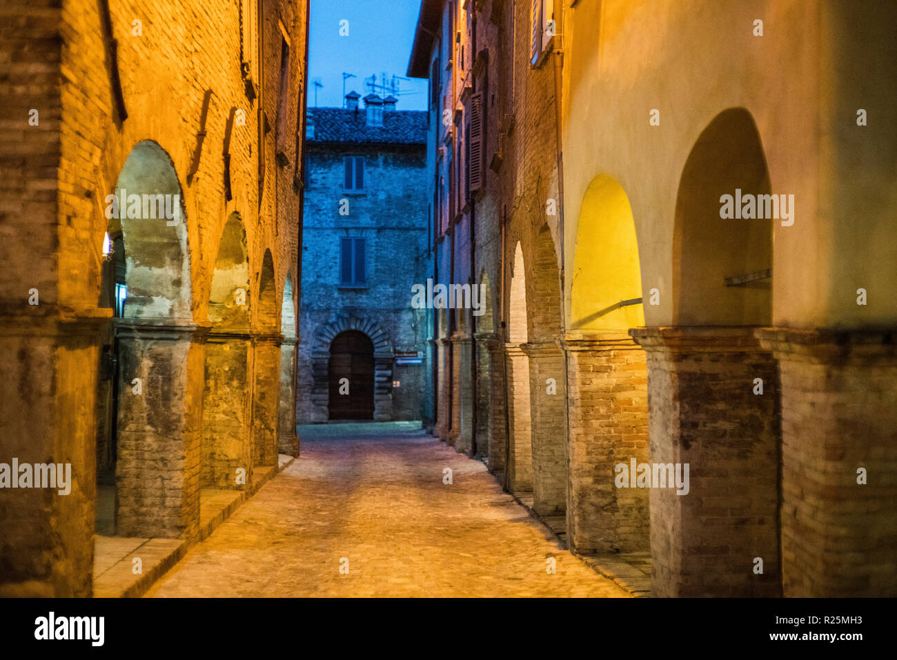 Urbino italy renaissance church hi-res stock photography and images - Alamy