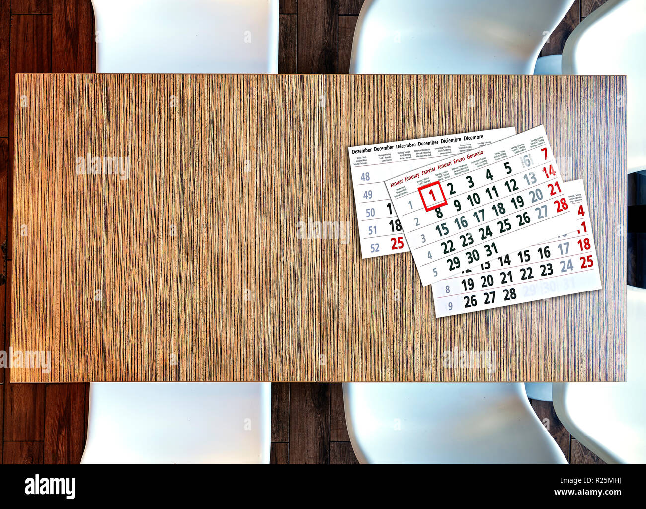 Laptop calendar hi-res stock photography and images - Alamy