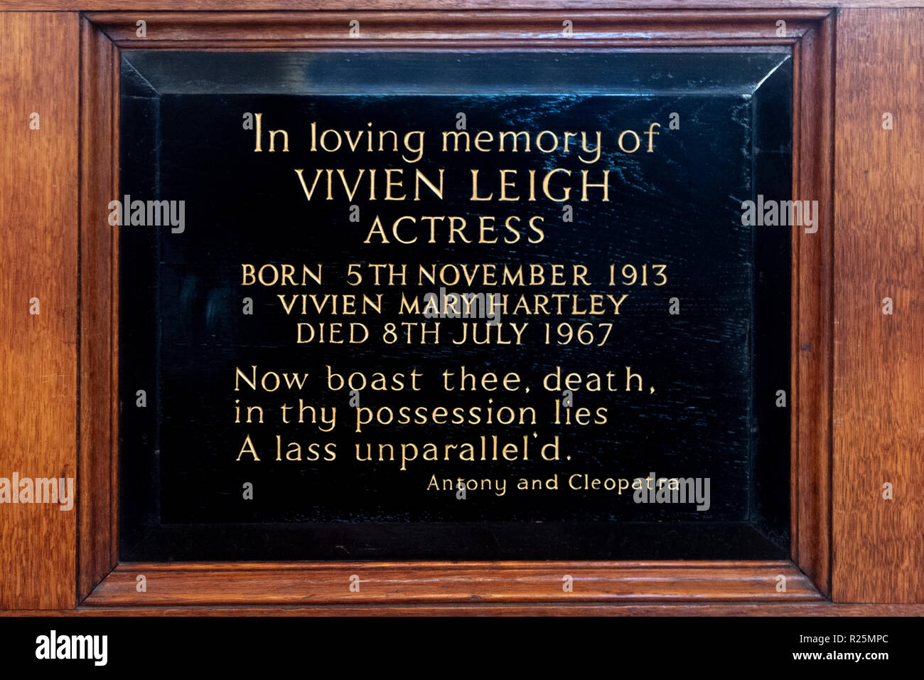 A plaque to actress Vivien Leigh in St Paul's Church, Covent Garden, London Stock Photo