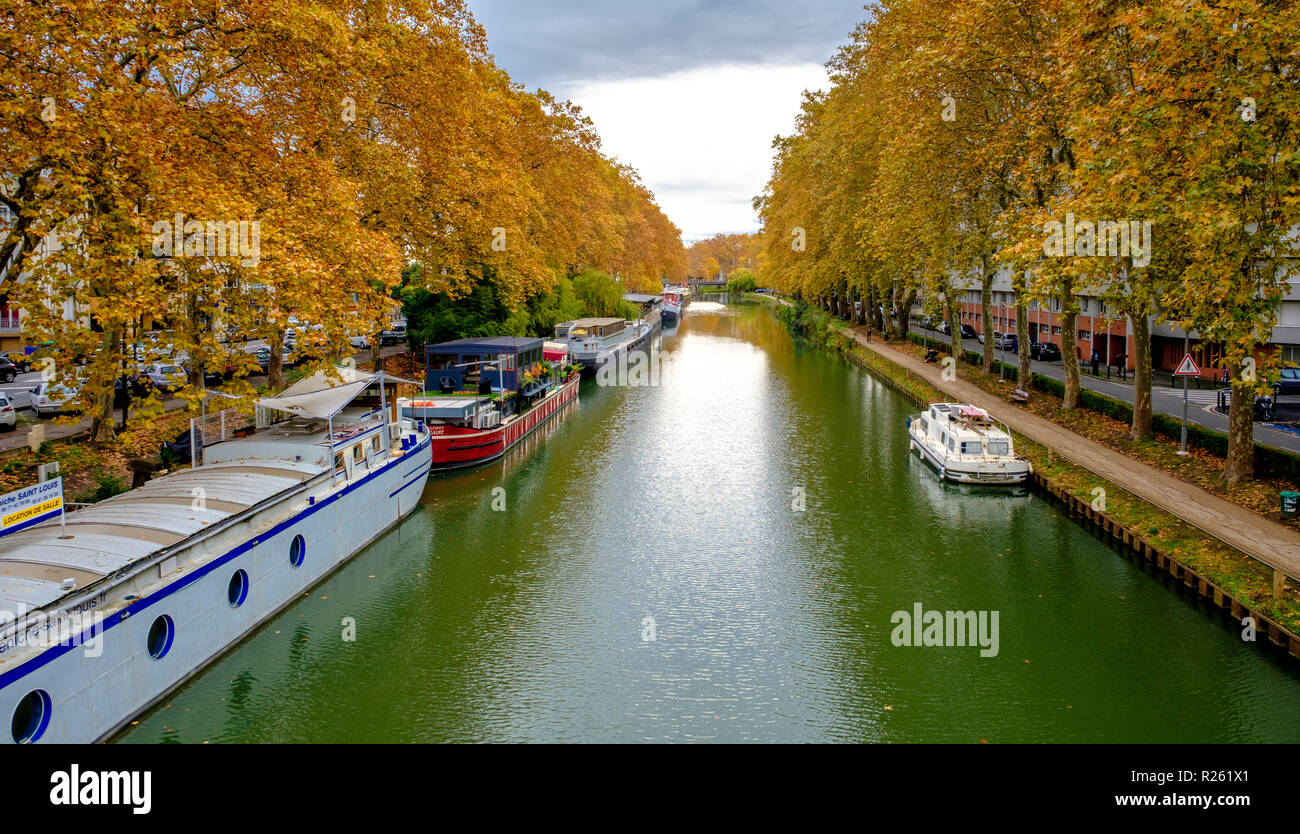 Pleasure craft on the Canal du Midi, Toulouse, France Stock Photo