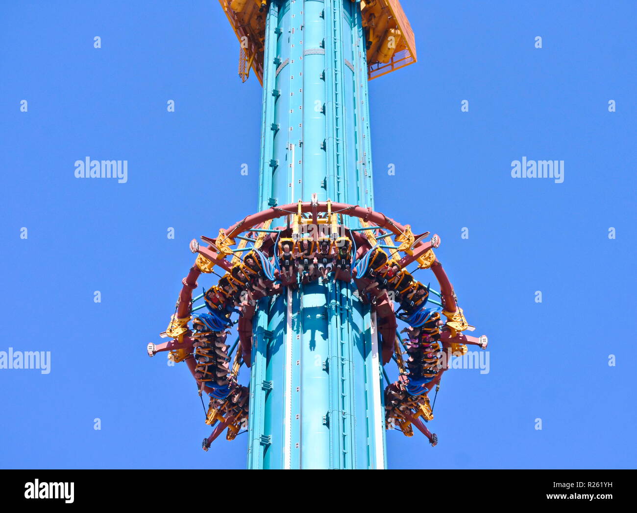 Drop Tower Stock Photos & Drop Tower Stock Images - Alamy