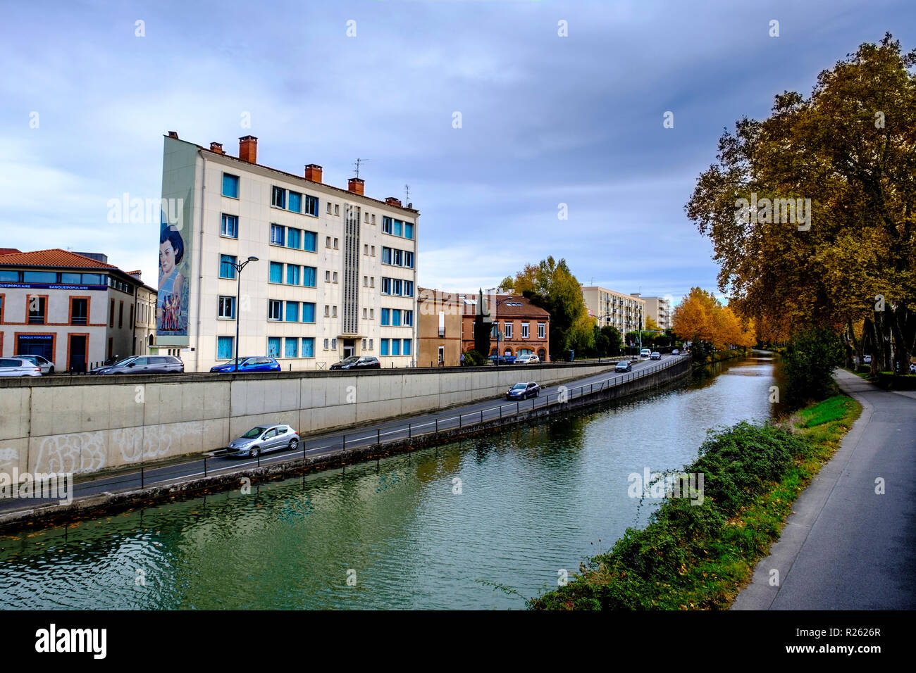 The Canal du Midi as it passes through Toulouse, France Stock Photo