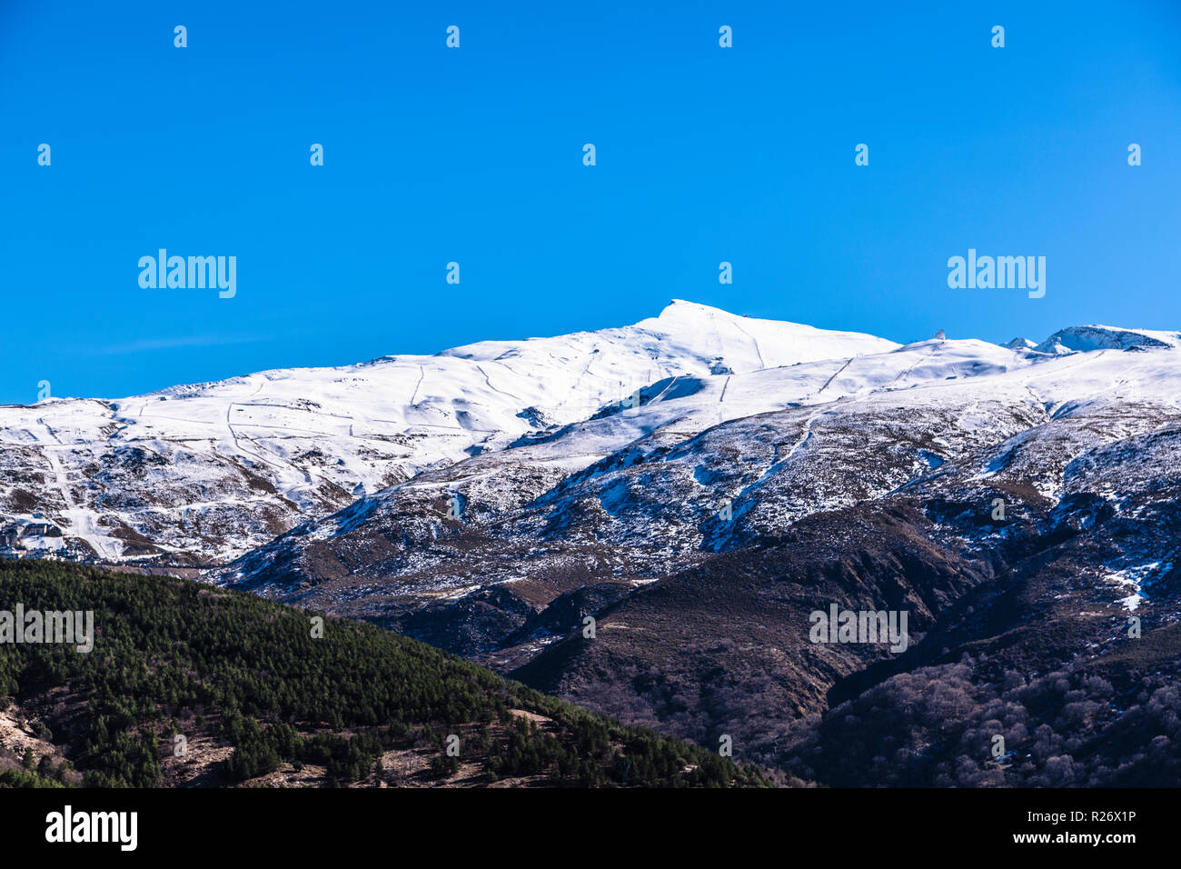 Snowboard sierra nevada hi-res stock photography and images - Alamy