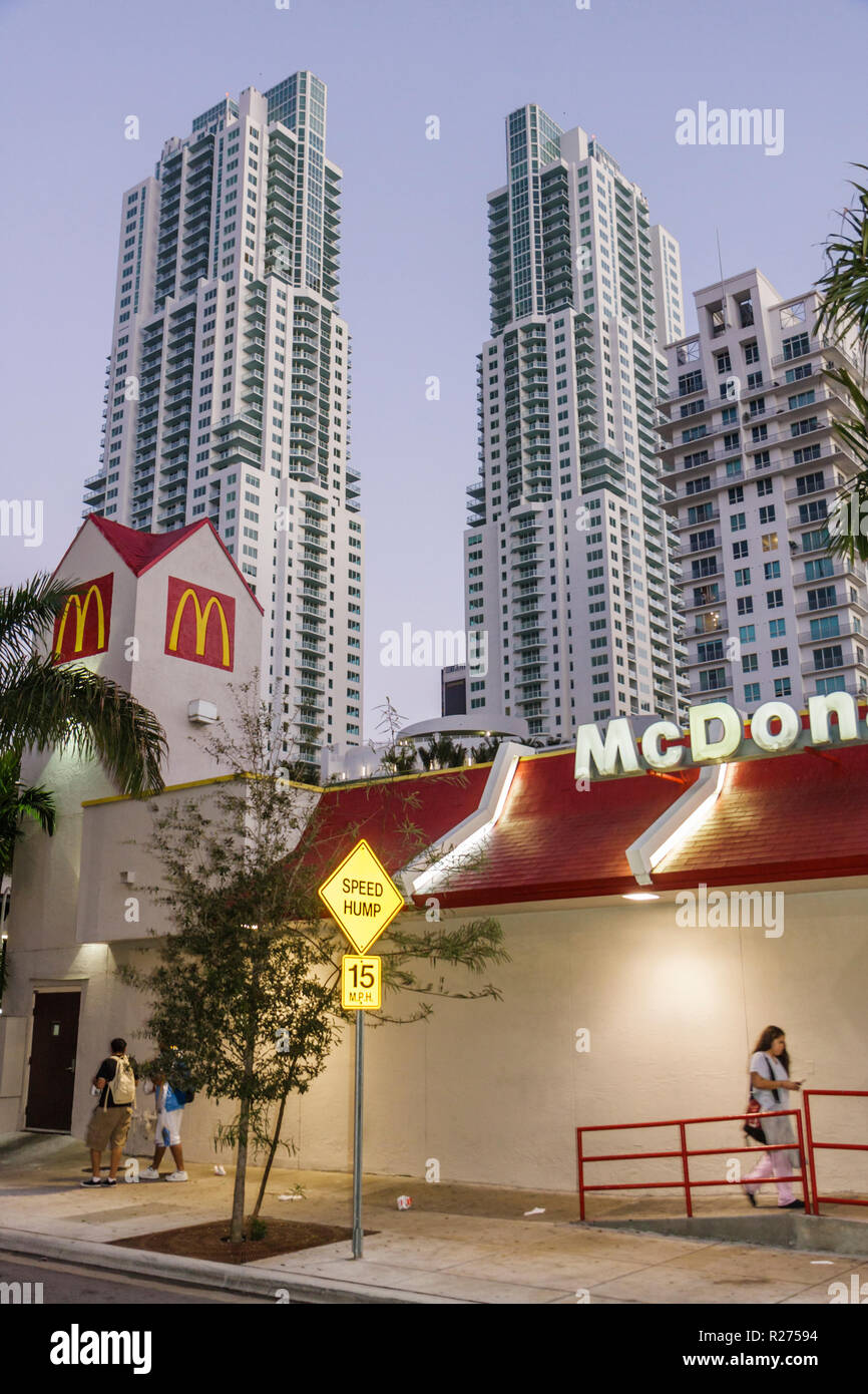 Miami Florida downtown highrise condominiums building architecture