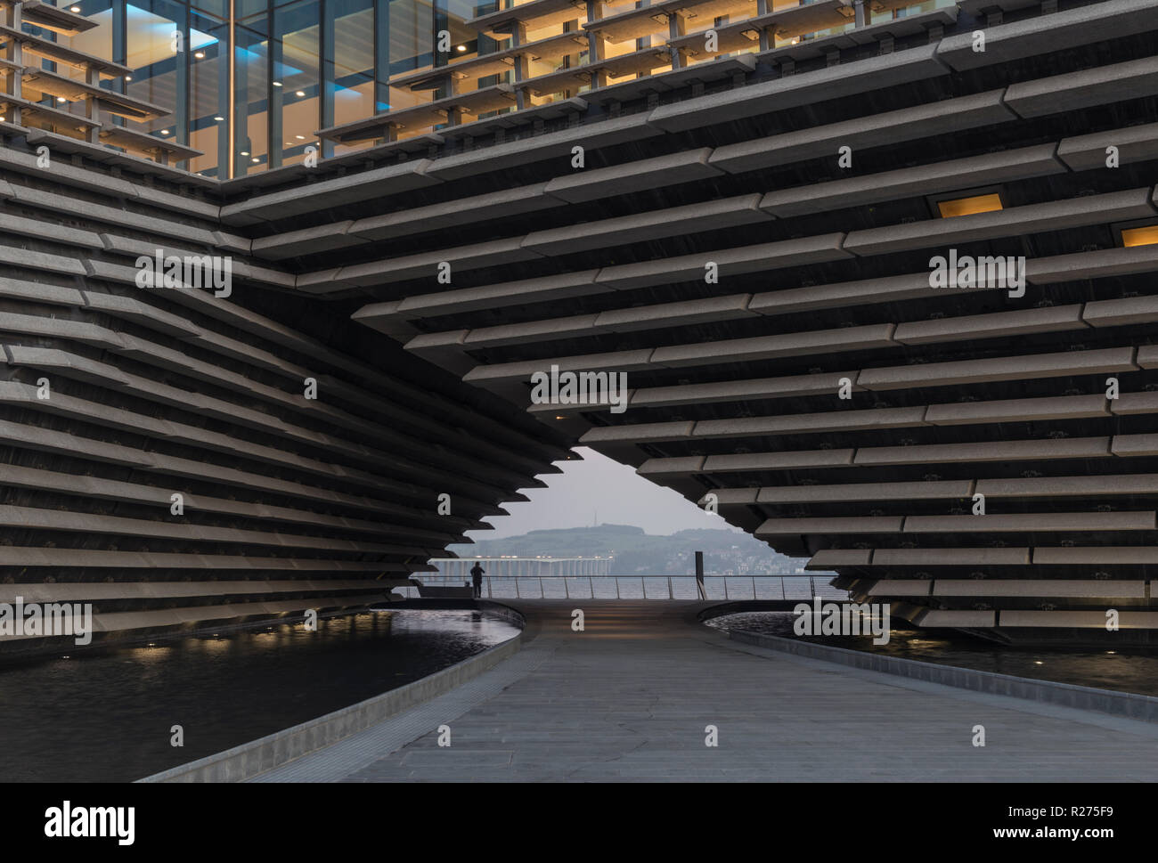 The new V&A design museum on Dundee's regenerated waterfront has already passed the 100,000 visitor mark within 2months of opening, Dundee Scotland UK Stock Photo
