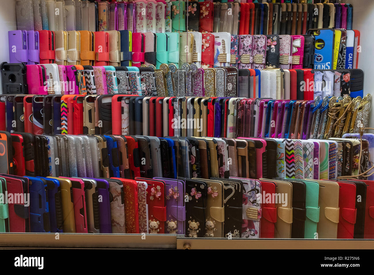 Mobile cell phone covers hi res stock photography and images Alamy