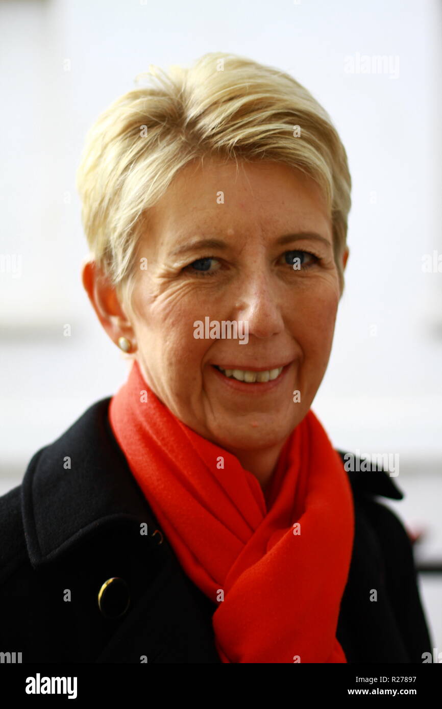 Angela smith mp hi-res stock photography and images - Alamy