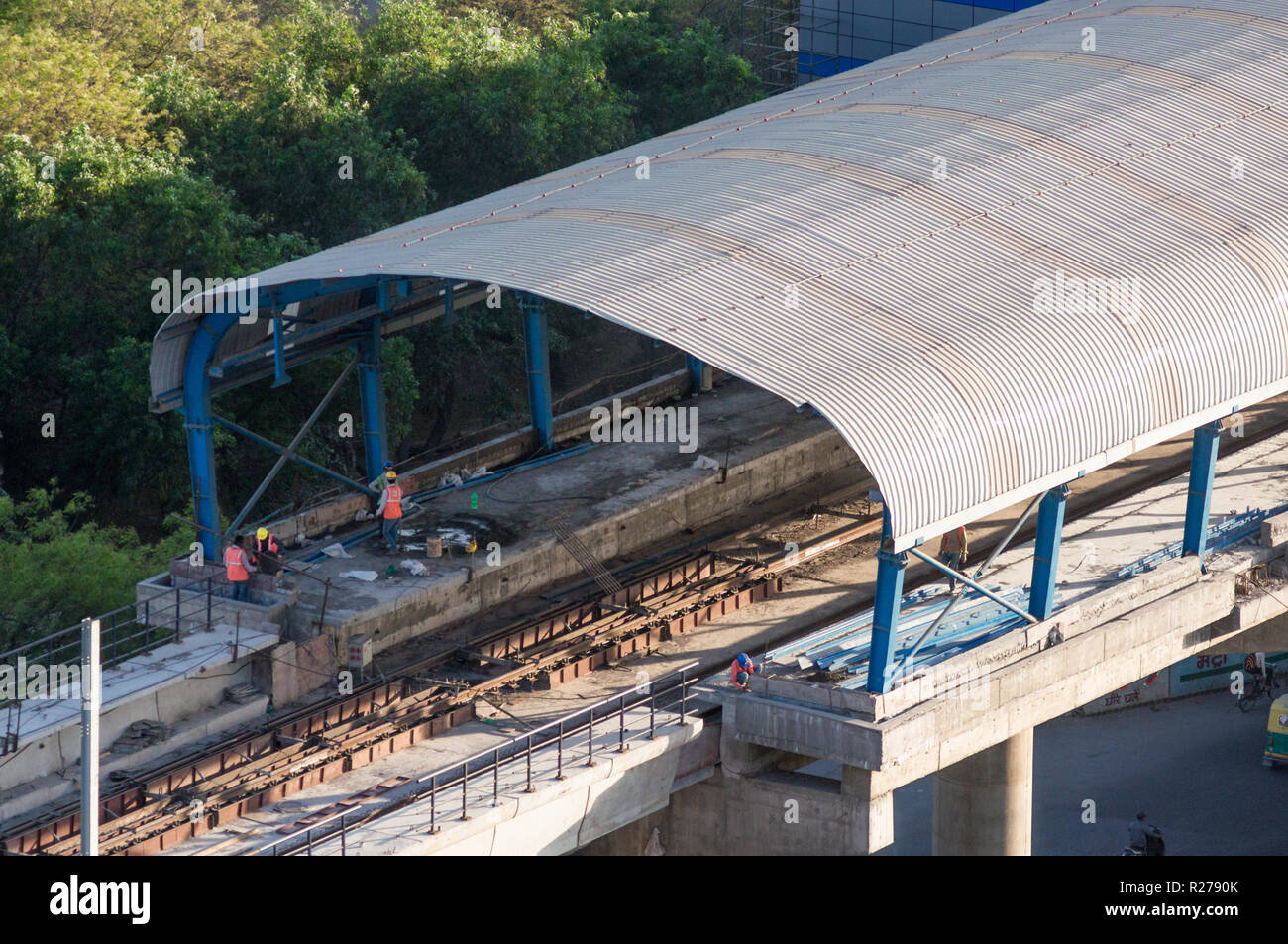 Under construction metro station and bridge in delhi Stock Photo - Alamy