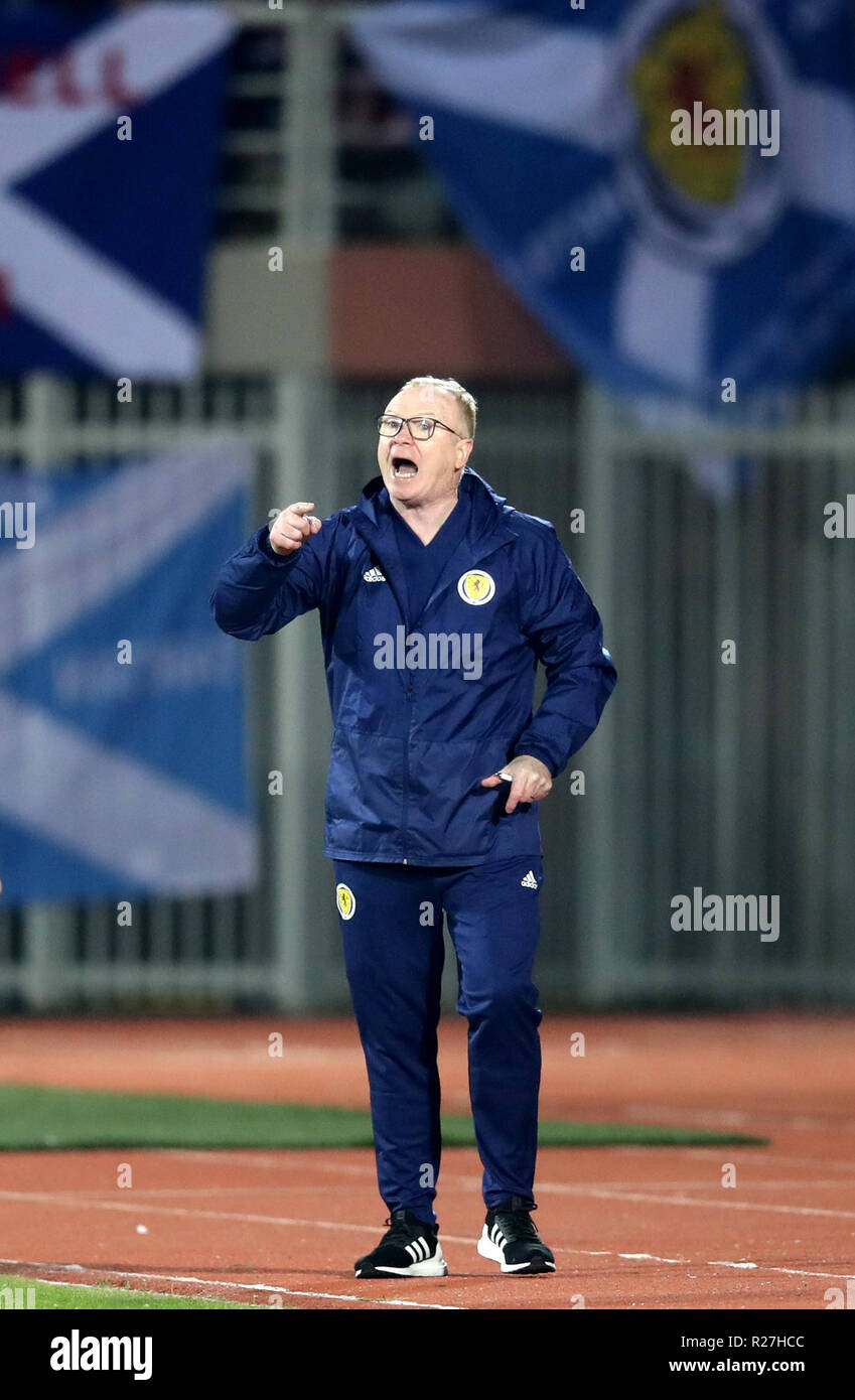 Scotland manager Alex McLeish gestures on the touchline during the UEFA Nations League, Group C1 match at the Loro Borici Stadium, Shkoder Stock Photo