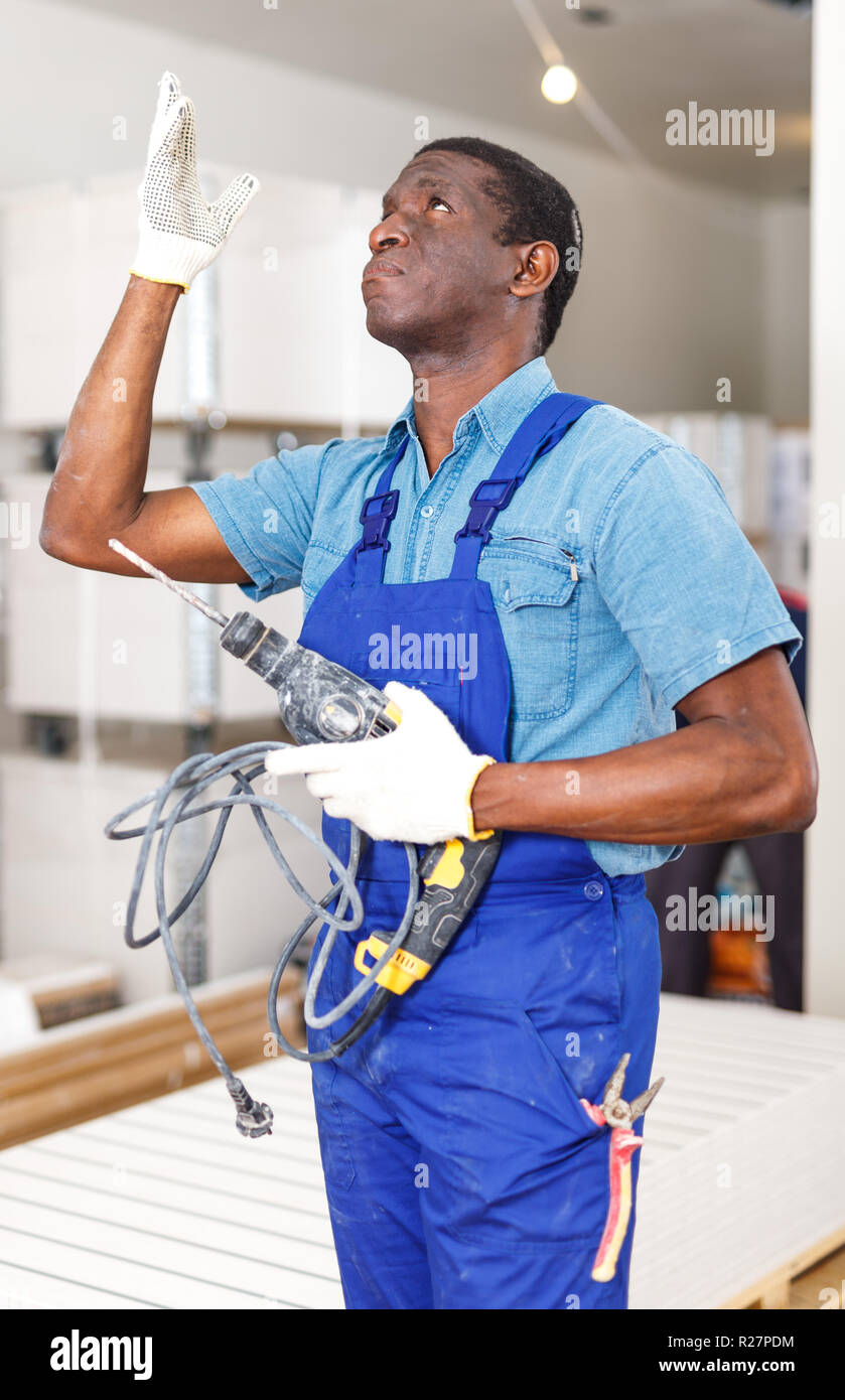 African american worker electric hi-res stock photography and images ...