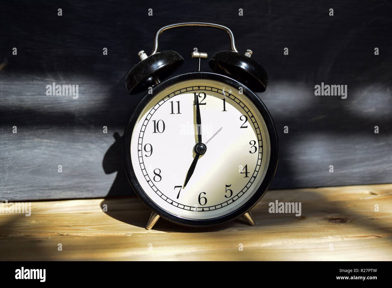 Clock 7 Pm High Resolution Stock Photography and Images Alamy