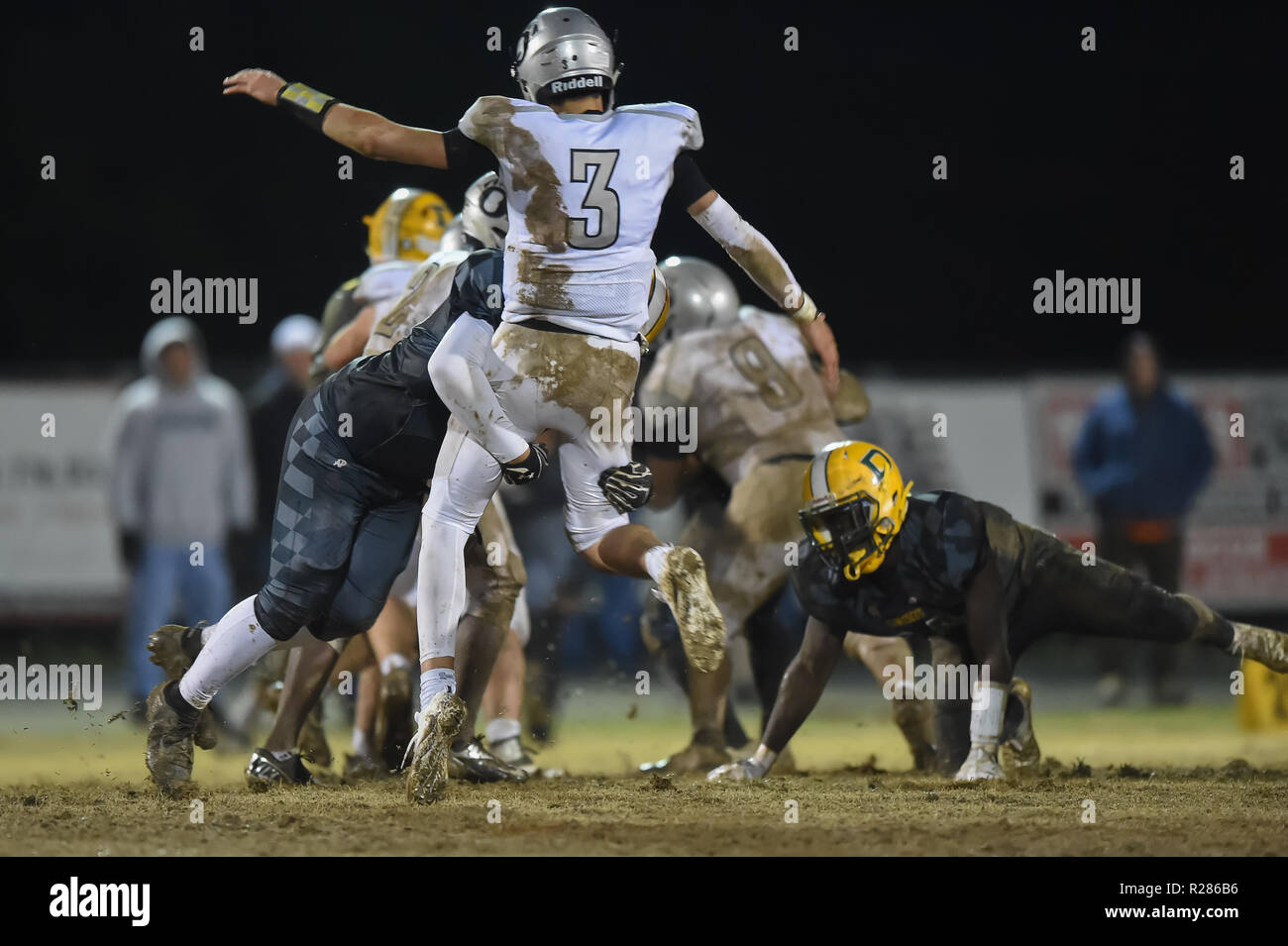 Nov 16 2018 Oakdales Collin Schlee 3 Gets Tackled
