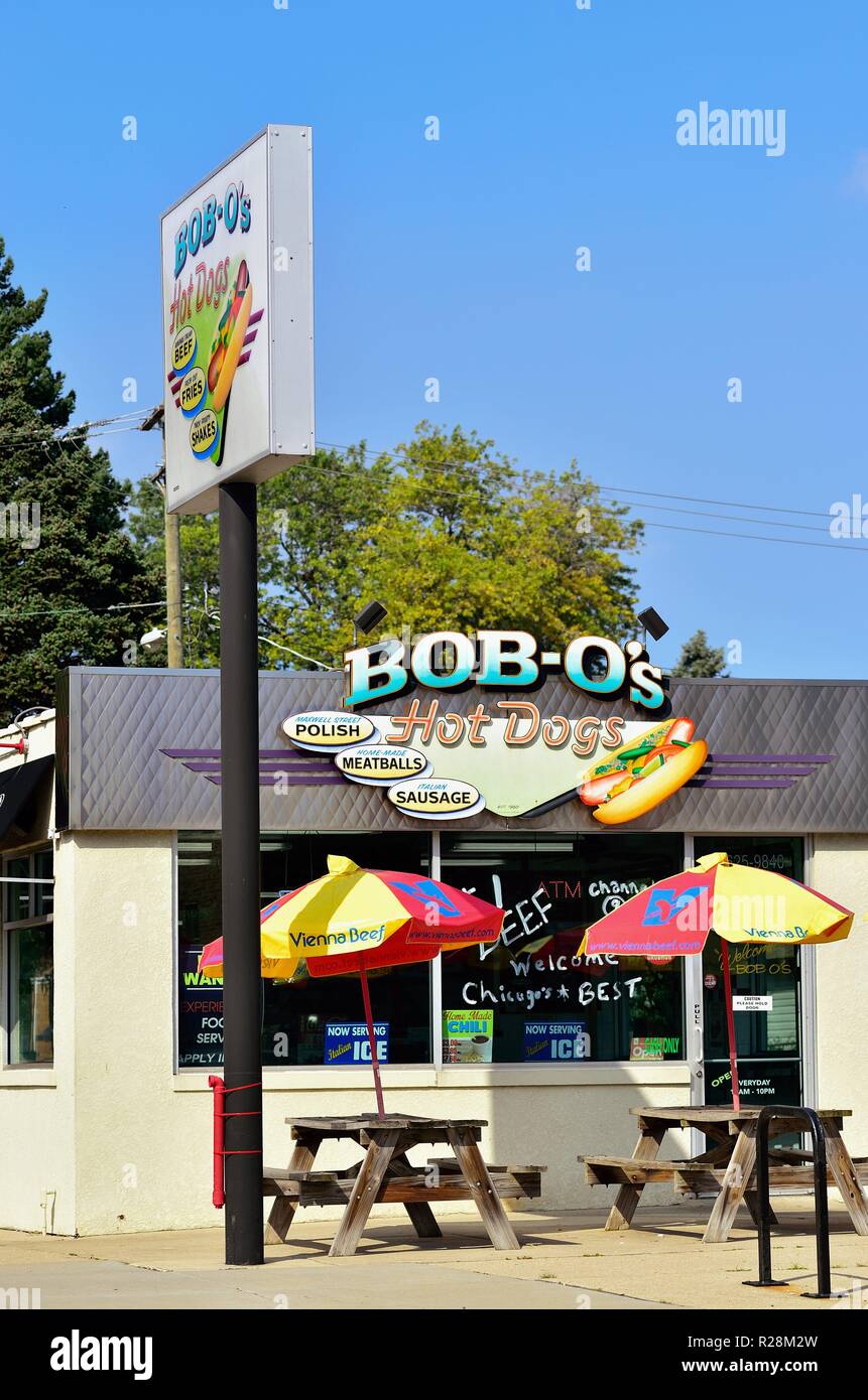 Chicago, Illinois, USA. A Chicago tradition upheld on the Northwest side of Chicago, the neighborhood hot dog stand. Stock Photo