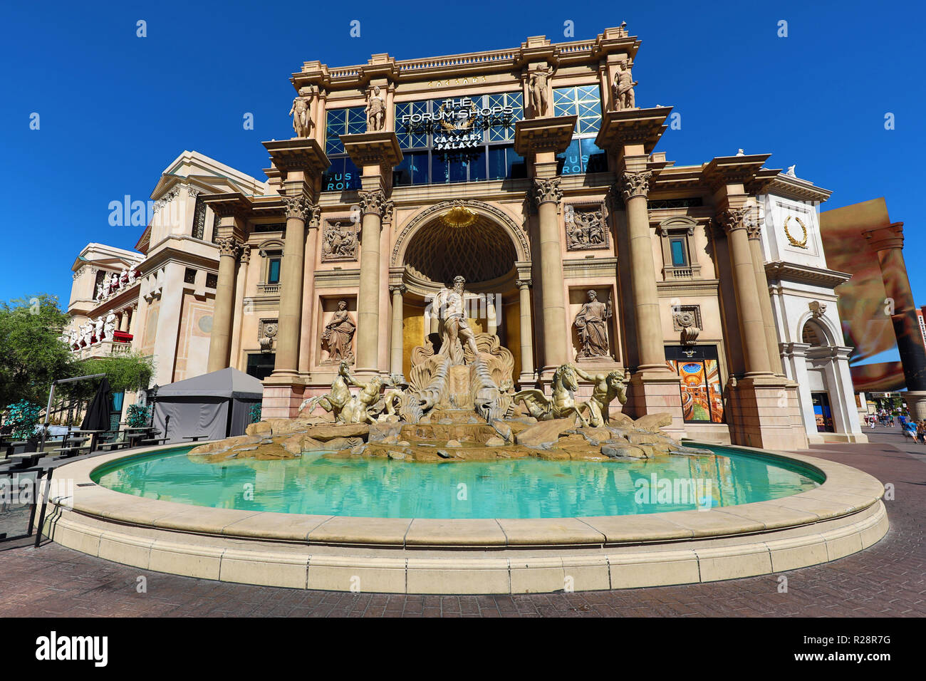 Caesars palace forum shops hi-res stock photography and images - Alamy