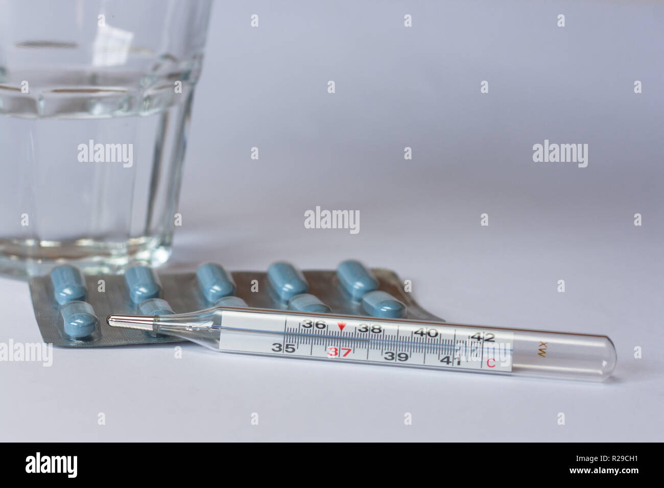 Mercury in glass thermometer hires stock photography and images Alamy