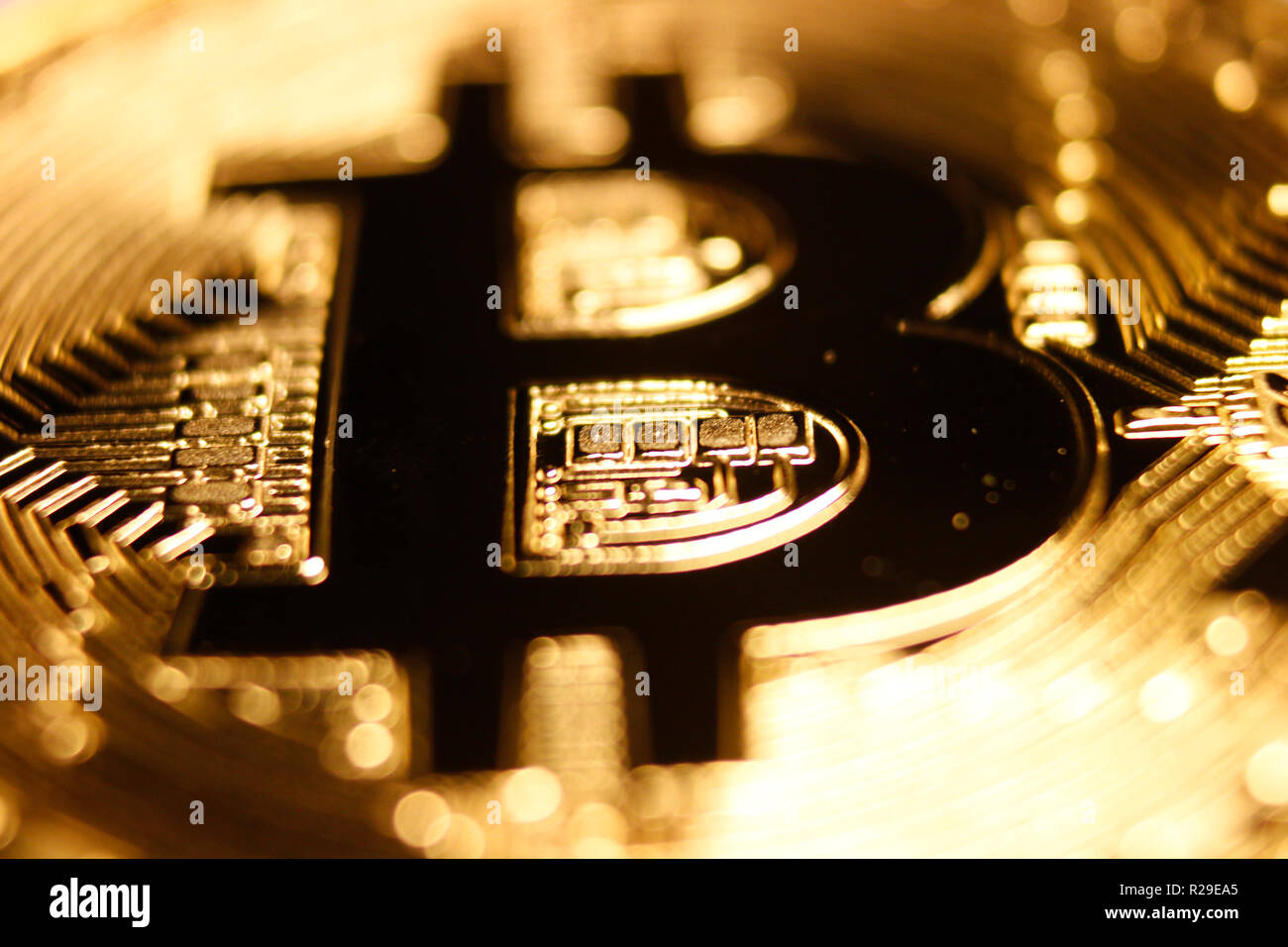 Logo de bitcoin hi-res stock photography and images - Alamy