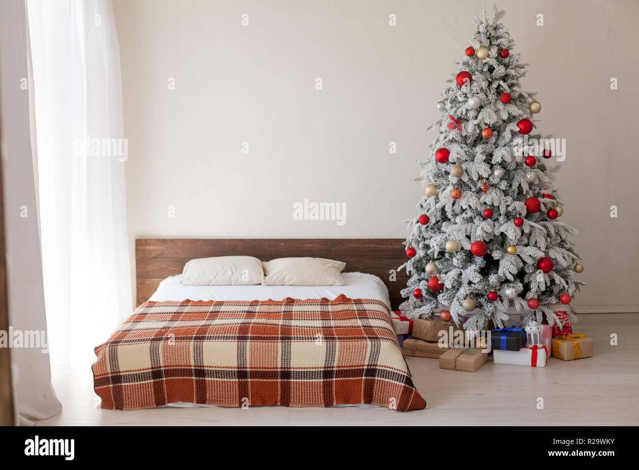 christmas dolls house