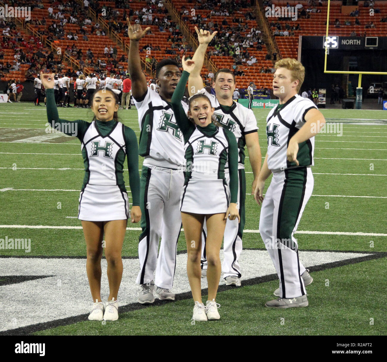 NFL Cheerleaders: Bikini Stuntin' In Hawaii