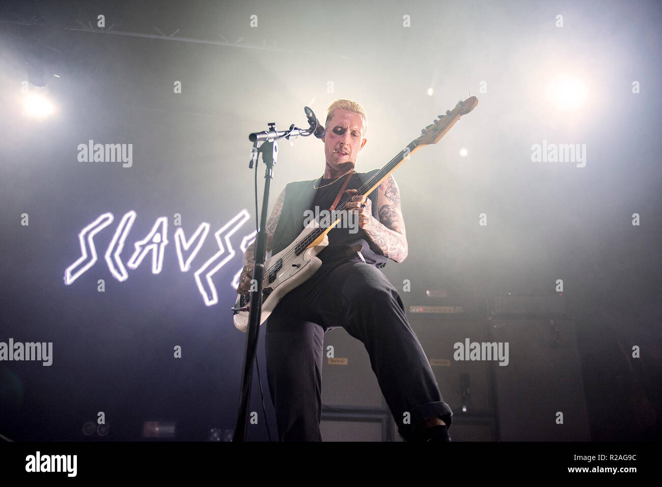 Manchester, UK. 17th November 2018. Isaac Hoffman and Laurie Vincent of Slaves perform at the Manchester Academy on their UK tour, Manchester 17/11/2018 Credit: Gary Mather/Alamy Live News Stock Photo