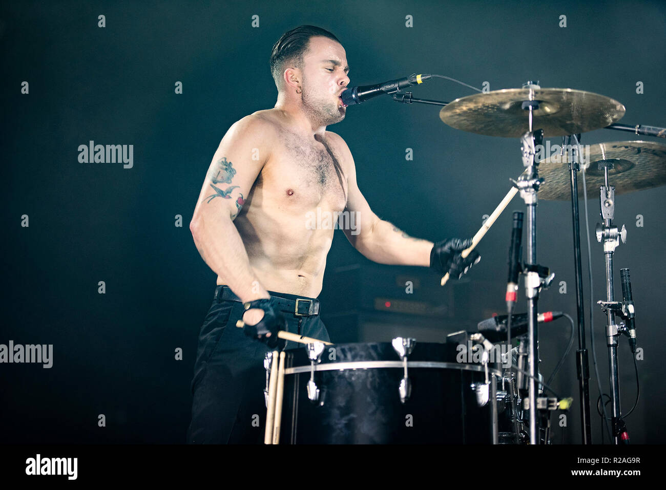 Manchester, UK. 17th November 2018. Isaac Hoffman and Laurie Vincent of Slaves perform at the Manchester Academy on their UK tour, Manchester 17/11/2018 Credit: Gary Mather/Alamy Live News Stock Photo