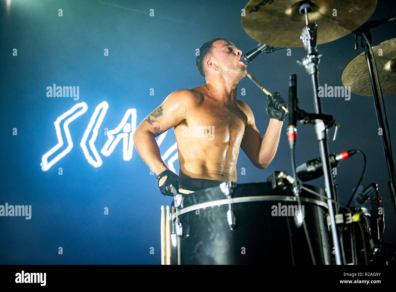 Manchester, UK. 17th November 2018. Isaac Hoffman and Laurie Vincent of Slaves perform at the Manchester Academy on their UK tour, Manchester 17/11/2018 Credit: Gary Mather/Alamy Live News Stock Photo