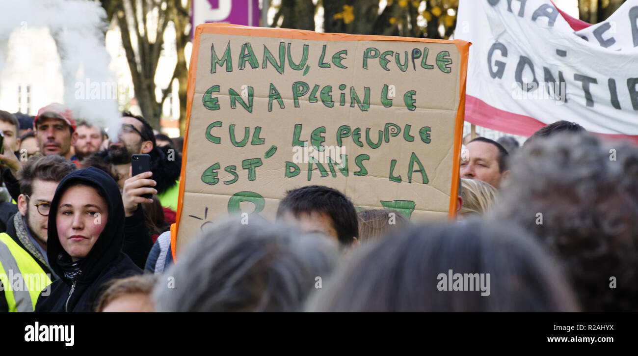 Laval, Mayenne department, Pays de la Loire, France. November 17, 2018, demonstrations throughout France, movement of yellow vests  against rising fuel and expensive living. Credit: Joel Douillet/Alamy Live News Stock Photo