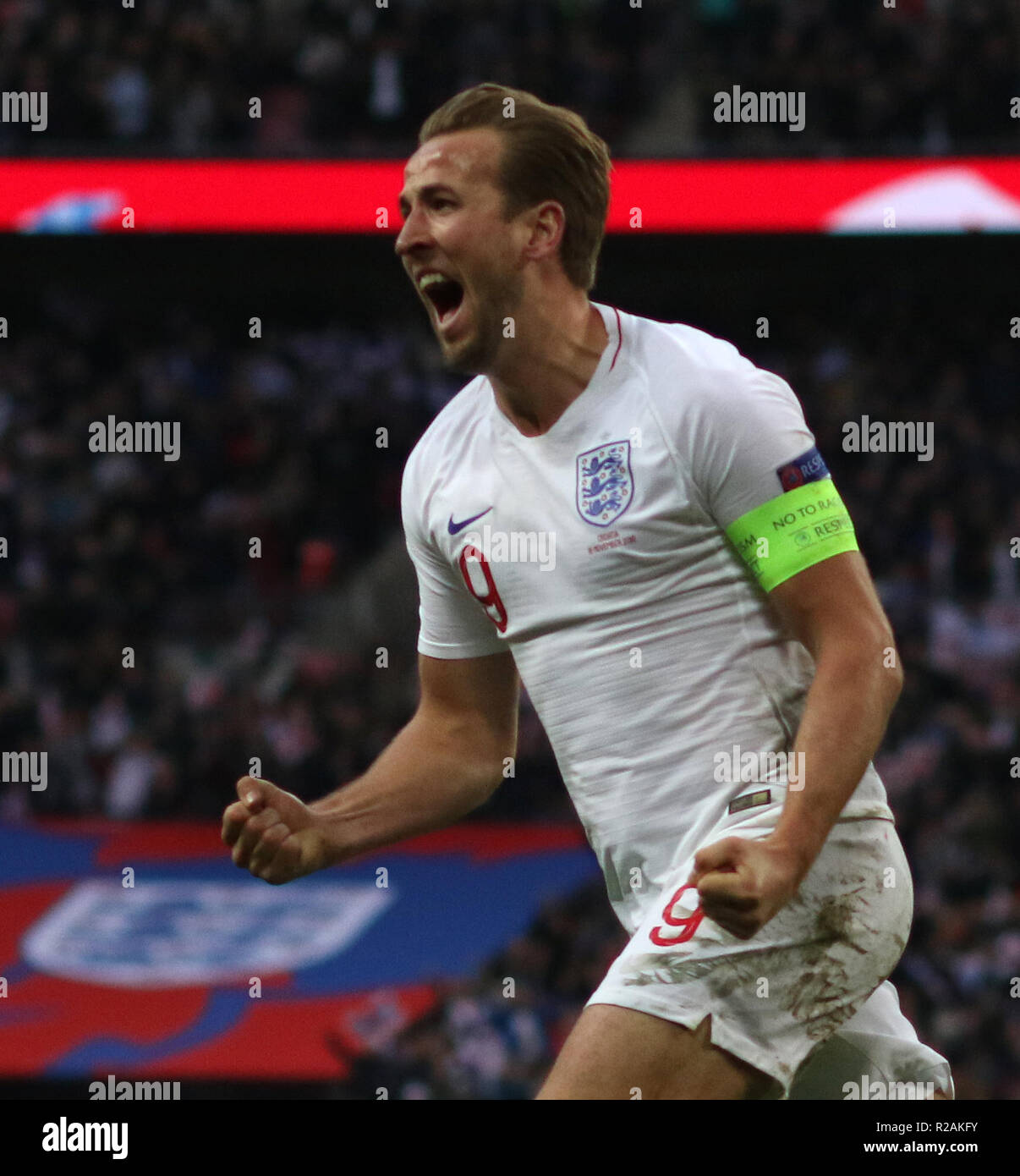 London, UK. 18th Nov 2018.London, UK. 18th Nov 2018.London, UK. 18th Nov 2018. Harry Kane (E) and Jesse Lingard (E) celebrate the second England goal, scored by Kane 2-1 at the England v Croatia UEFA Nations League game at Wembley Stadium, London, November 18, 2018. **This picture is for editorial use ONLY** Credit: Paul Marriott/Alamy Live News Credit: Paul Marriott/Alamy Live News Credit: Paul Marriott/Alamy Live News Stock Photo