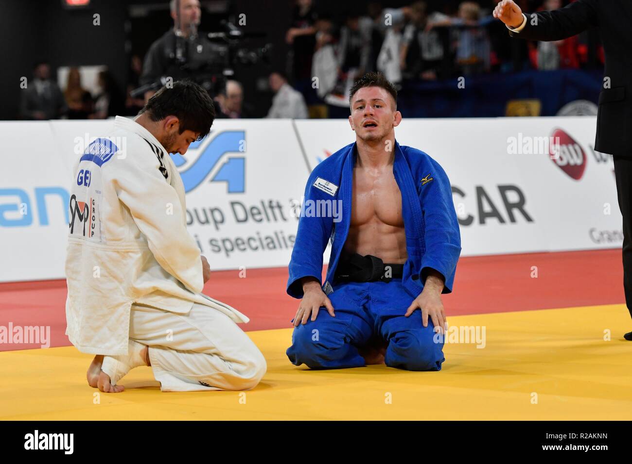 17-11-2018 JUDO: THE HAGUE GRAND PRIX: DEN HAAG -73 kg. Lasha SHAVDATUASHVILI (GEO) (wit) tegen Anthony Zingg (GER) om brons Foto: SCS/Soenar Chamid Stock Photo