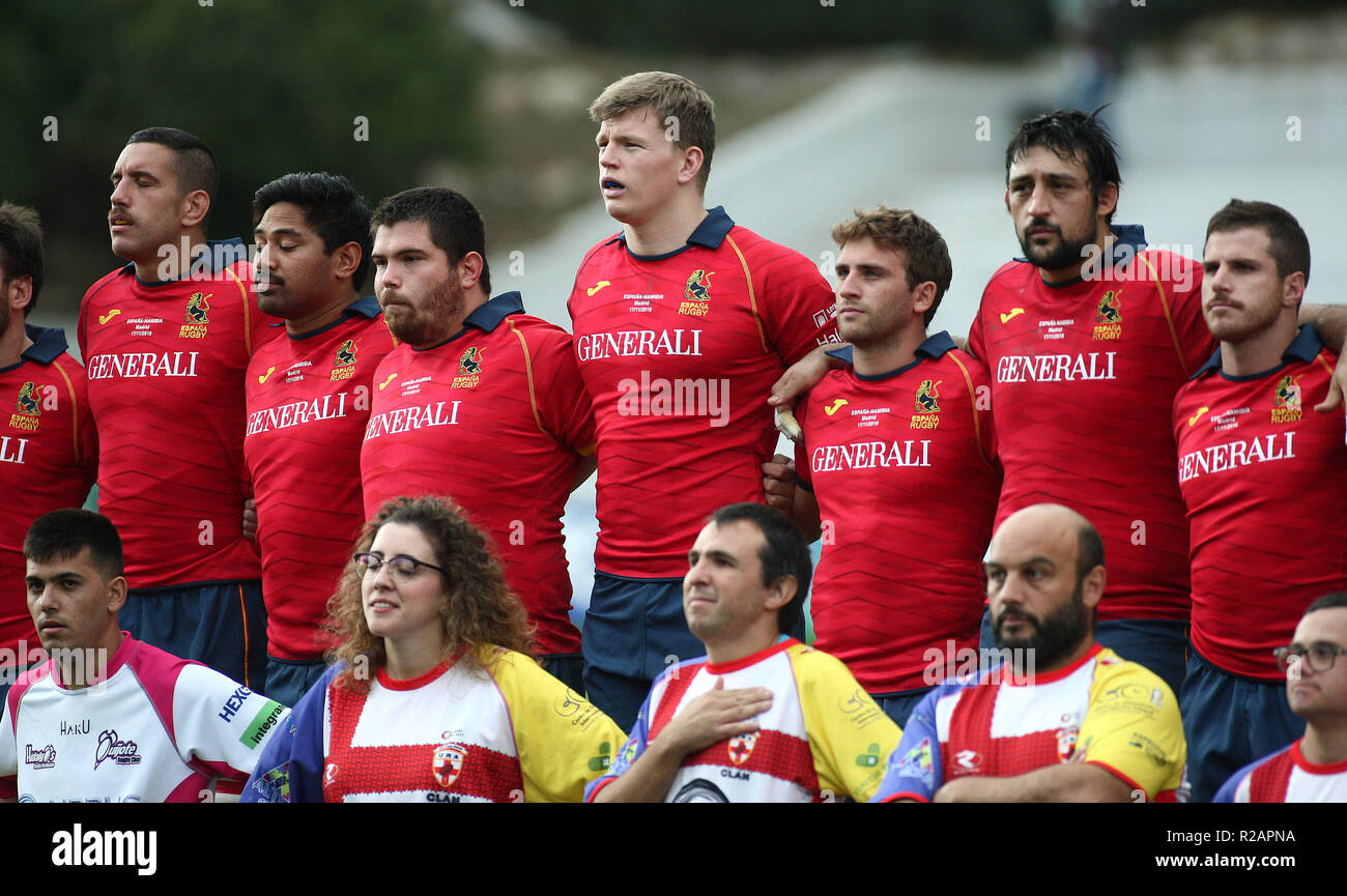 Madrid, Spain. 18/11/2018, Rugby Test Match  Spain players listen to the anthem during  the match between Spain-Namibia to Universidad Complutence Stadium,to Madrid Spain. Credit: Leo Cavallo/Alamy Live News Stock Photo