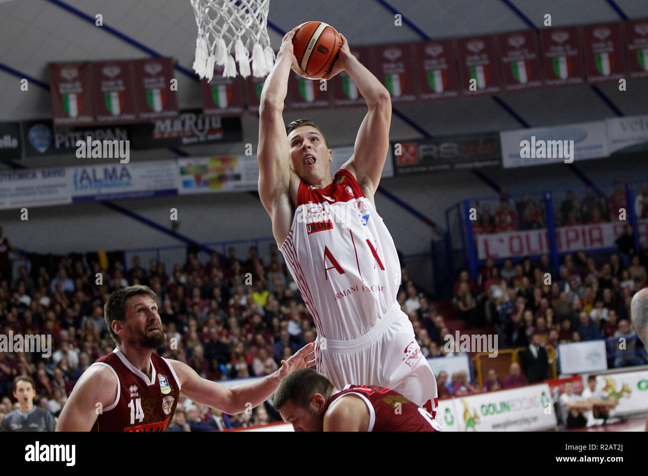 Italian basketball league hi-res stock photography and images - Alamy