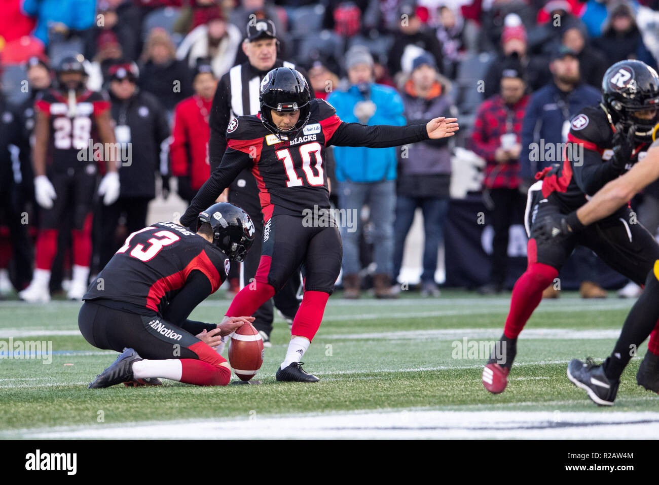 Football cfl field hires stock photography and images Alamy