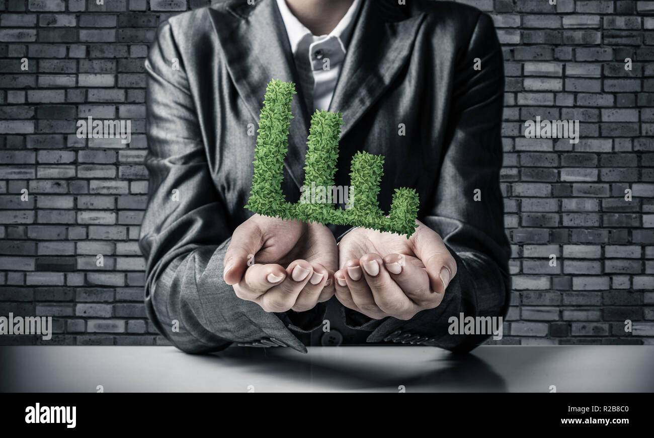 Businessman presenting growing graph Stock Photo - Alamy