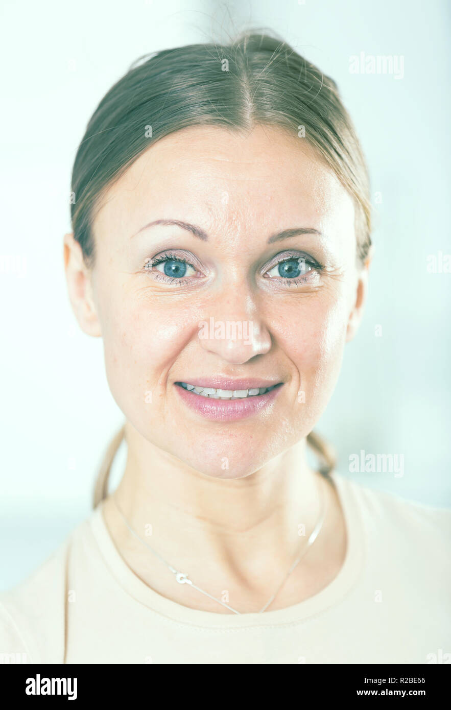 Closeup portrait of attractive smiling young woman Stock Photo - Alamy