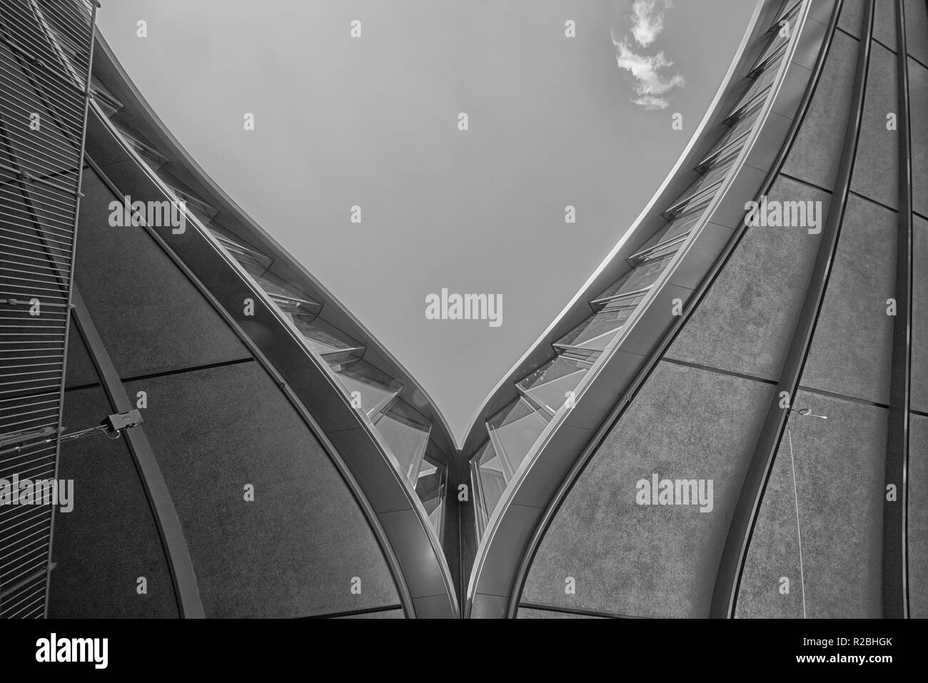 thomas heatherwick roof coal dops kings cross Stock Photo - Alamy