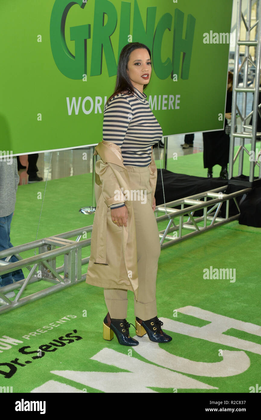 https://c8.alamy.com/comp/R2C837/dascha-polanco-attends-dr-seuss-the-grinch-new-york-premiere-at-alice-tully-hall-lincoln-center-on-november-3-2018-in-new-york-city-R2C837.jpg