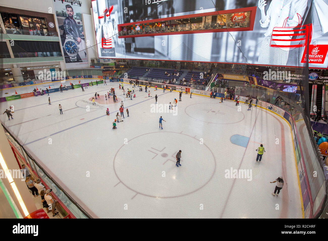 Ice Rink Inside Dubai Mall Stock Photo 225241507 Alamy
